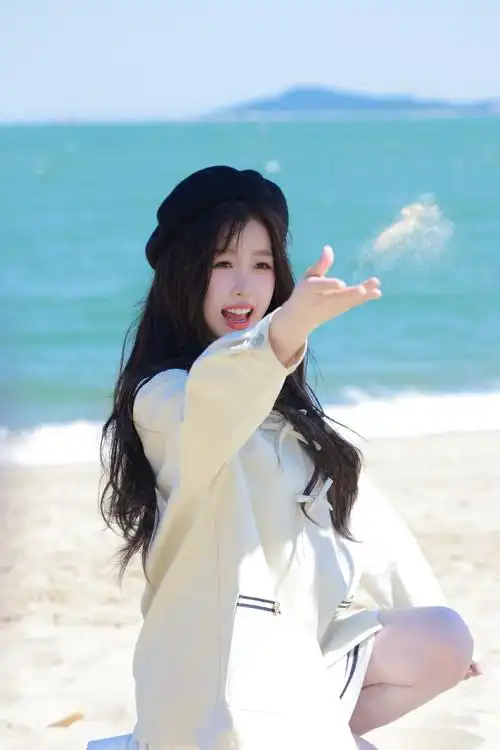 虞书欣夏日海边水手服##嘘国王在冬眠##虞书欣卫枝