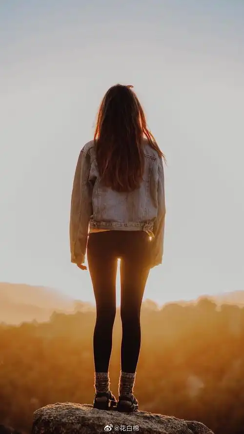 女生背影超清手机壁纸