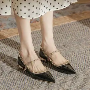 女粗跟2024年春季 新款 子 尖头漆皮玛丽珍鞋 羊皮女鞋 平底铆钉单鞋