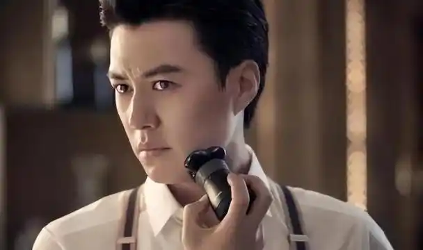 看了2集靳东新剧,发现演技完全不能作比较,因为优与劣一览无余