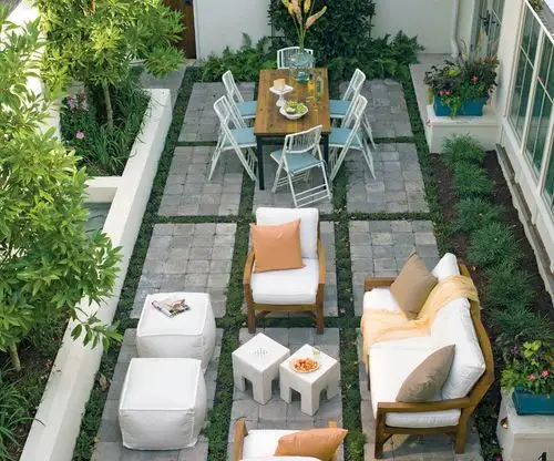 100平米欧式私家别墅一楼花园小庭院园林绿化设计效果图