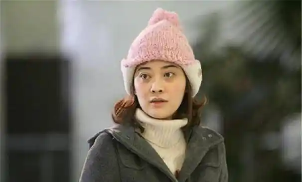 丁嘉丽被白送还没人想要,演妓女一夜成名,和前夫冤冤相报_因为_感情