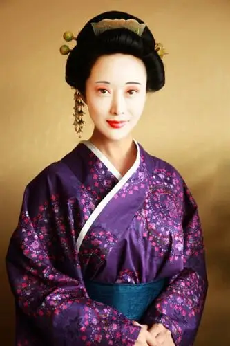 烽火双雄热播郭金变身机智女特工