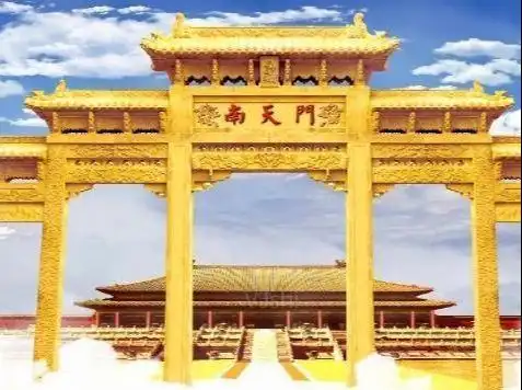 在当时的爱琴海上空,突然出现了中国神话传说中的"南天门",而且当时有