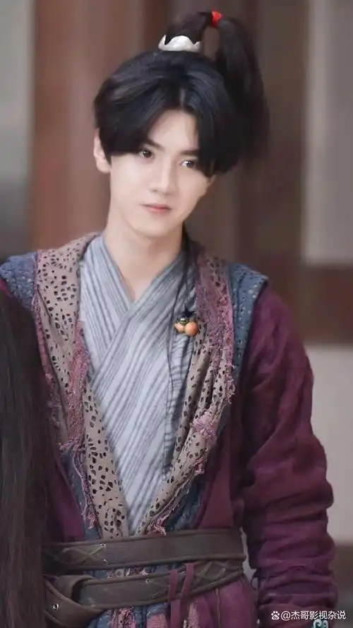 的让观众熟知,此外她最近空降难产的古装剧《宁安如梦》更是火上加火