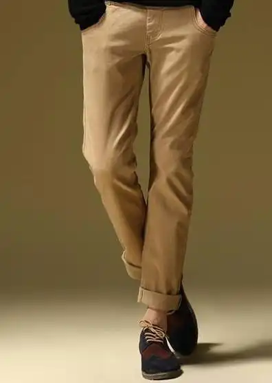 卡其色裤子配什么颜色鞋子从这三个鞋型入手很简单【图】卡其色裤子配