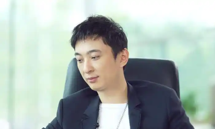 王思聪妈妈王思聪妈妈事业受损