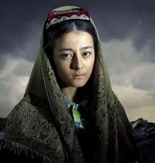 出道13年,迪丽热巴的演技为何忽高忽低,极不稳定?