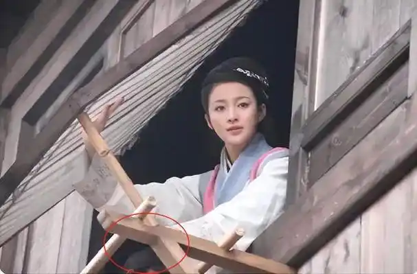 古装片里的穿帮镜头,谁能全部指出来是什么,谁就是大神!