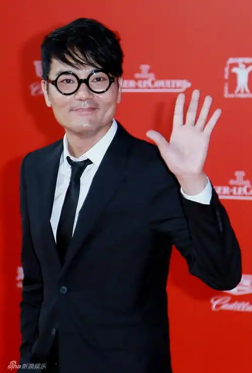 p>林家栋,1967年9月21日出生于香港九龙 ,中国香港男演员,祖籍广东省