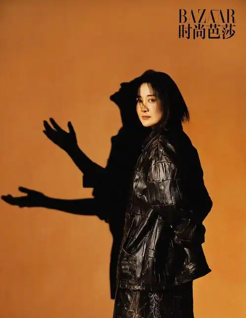 贾玲x时尚芭莎三月刊写真钟灵