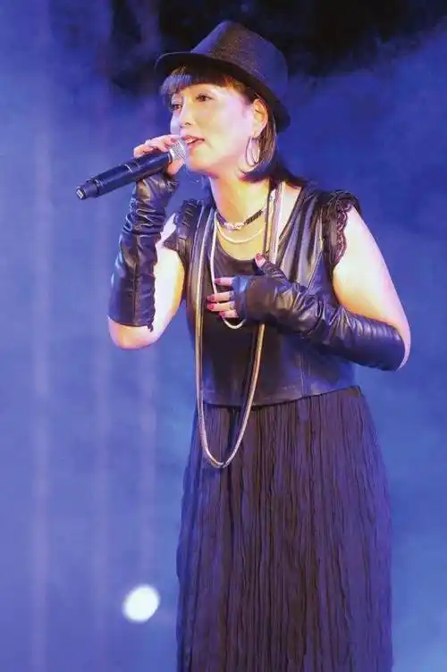 苑琼丹风华绝代石榴姐情史坎坷与林正英凄美绝恋