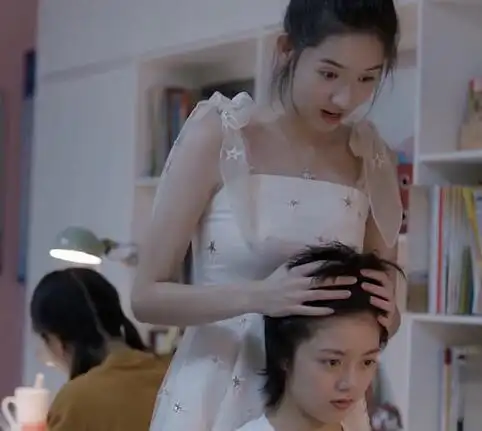 少年派林妙妙邓小琪闹翻了,一场生日派对引发的闺蜜情谊大战!