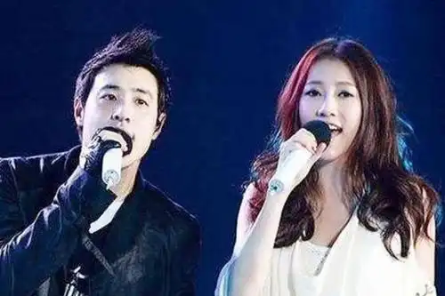 弦子潘玮柏不得不爱很好听一首情歌对唱经典画面现场版