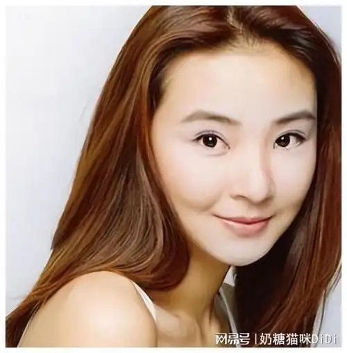 "央视名嘴"钱琳琳:二婚带娃嫁给了小6岁张译,婚后却决定丁克