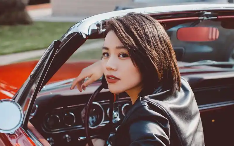 马思纯清新时尚大片桌面壁纸高清大图预览1920x1200_大陆明星下载_美