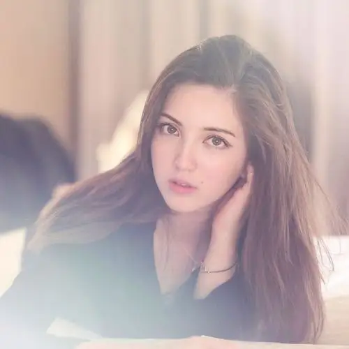 女大学生摘得澳门小姐桂冠 中葡混血被赞"美若天仙"