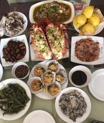 小越的厨房做的大年三十午餐