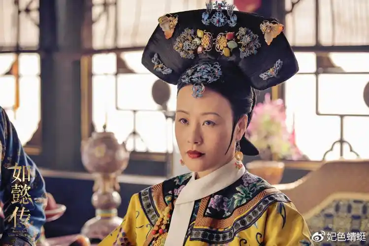 邬君梅饰演太后