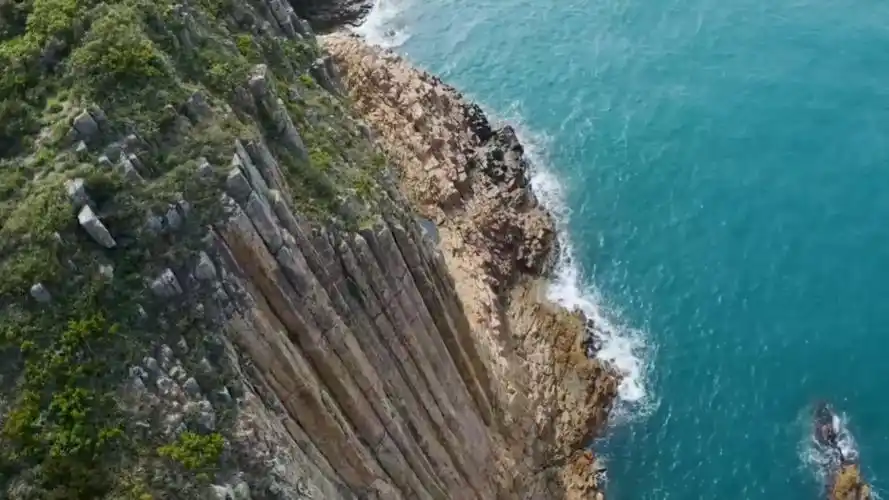 李斯丹妮 艾菲 快让我在这雪地上撒点野 (live)伴奏 官方立体声 hi
