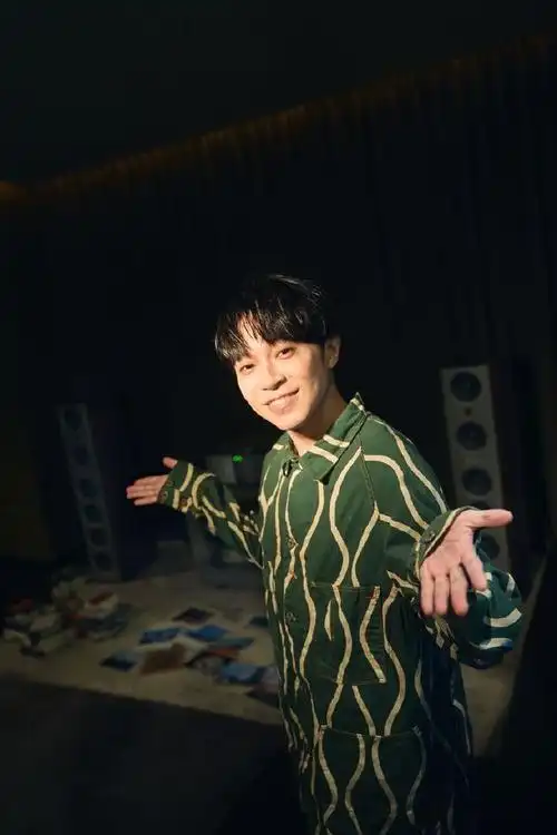 吴青峰新专辑马拉美的星期二