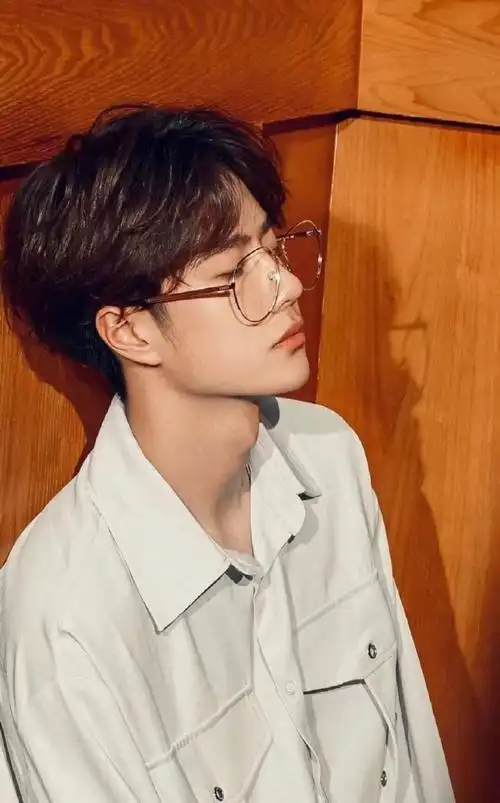 金丝眼镜的杀伤力#试问王一博的金丝眼镜杀谁能hold得住!