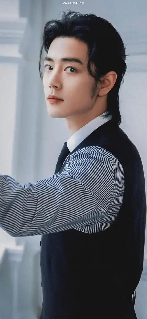 肖战条纹衬衫vs黑西装##肖战长发背头