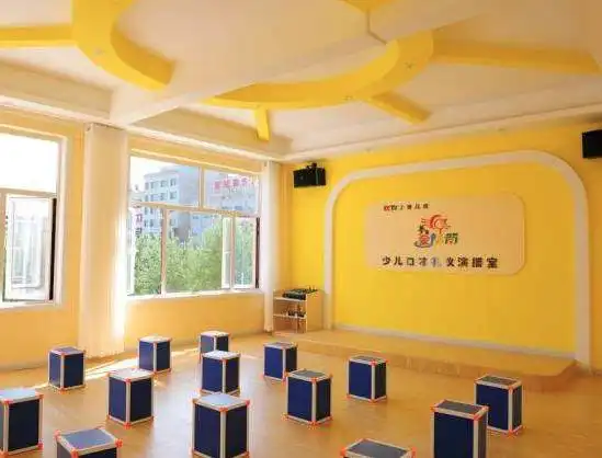 金话筒口才教育加盟费多少钱