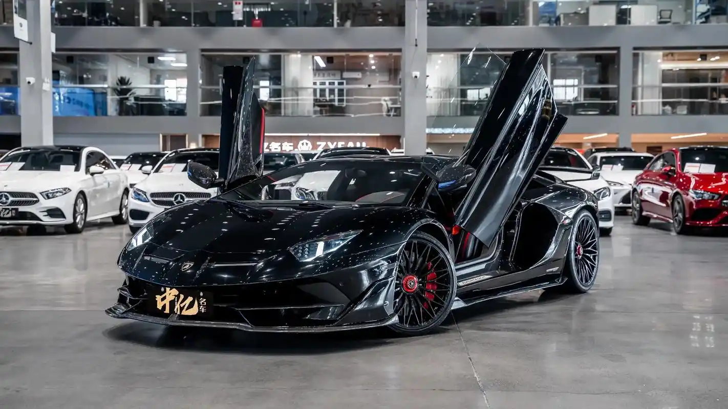 在售车型/展厅现车.兰博基尼 aventador 2017款 - 抖音