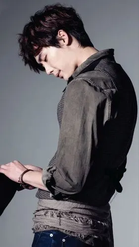 壁纸| 明星系列之李钟硕(粉丝求图)