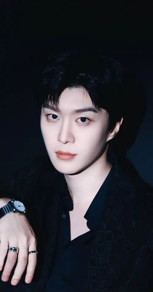 范丞丞壁纸抱图留言好s#范丞丞扫黑拨云见日