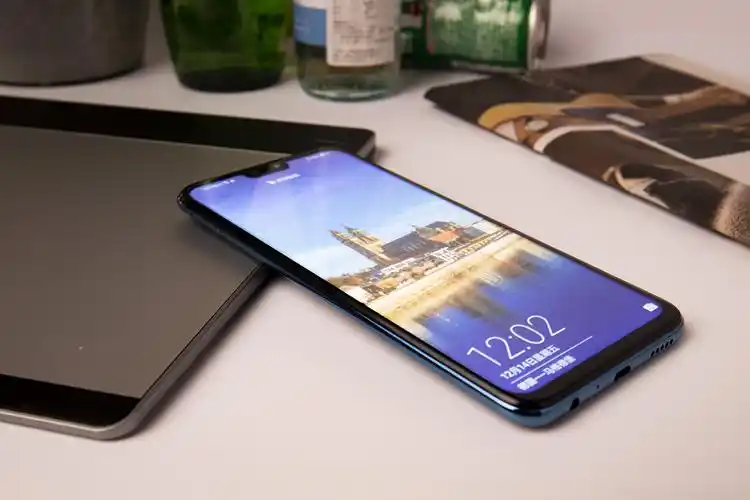 准备一台备用游戏机来打打手游,那么这款华为畅享9p你一定要了解一下