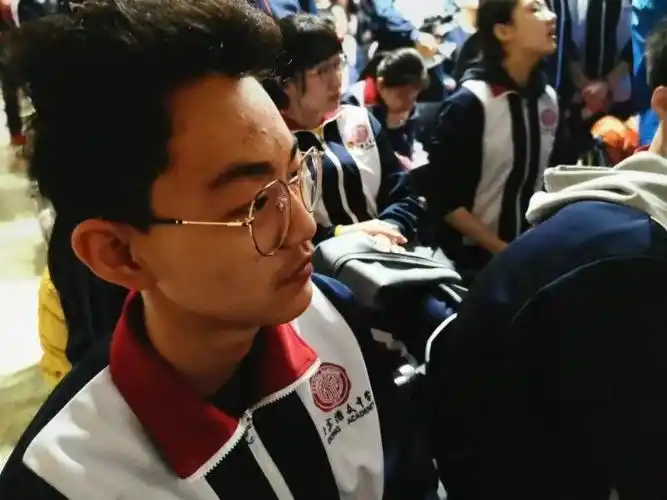 北京汇文中学职业讲座第五讲之高一三-----金融和新能源