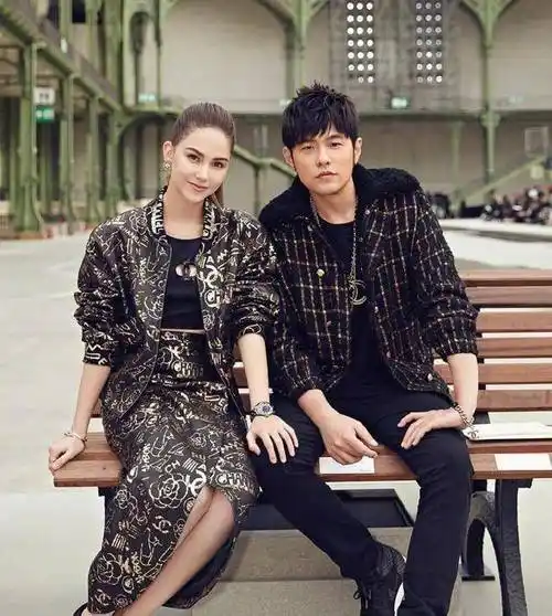 挺孕肚也要约会,周杰伦昆凌宣布三胎后首晒合照,有什么变化?