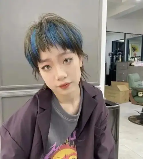 2022狗啃式发型狗啃刘海又酷又潮