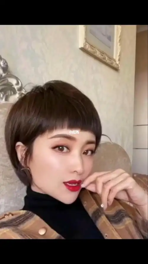 刘海_短发_减龄_发色_刘海_朝阳桥攻略_理发店_长春短发_时尚_发型