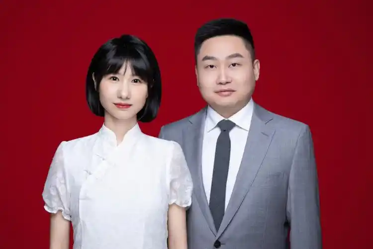 天真蓝结婚登记照