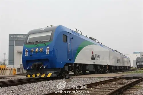 神华号十二轴电力机车,最大功率14400千瓦,是世界上最大功率电力机车