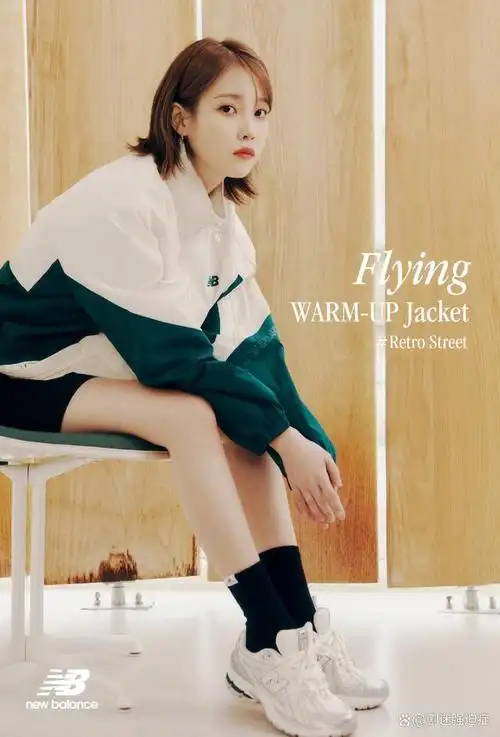 时尚大气iu李知恩展现了韩国顶级嘻哈氛围感