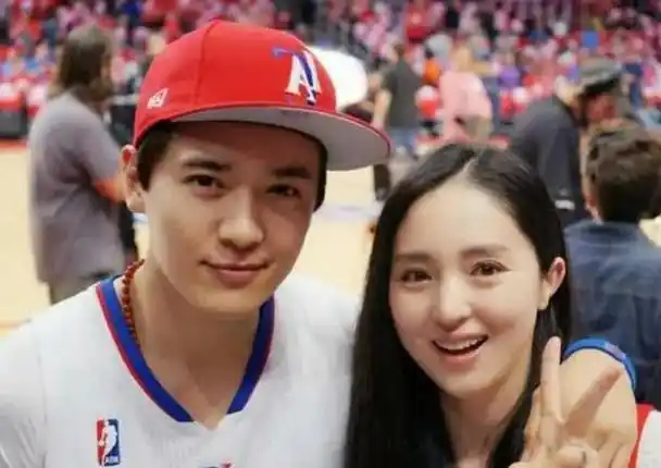 多次迟到掉队85花被嘲资本弃儿的唐嫣才是真的人间清醒