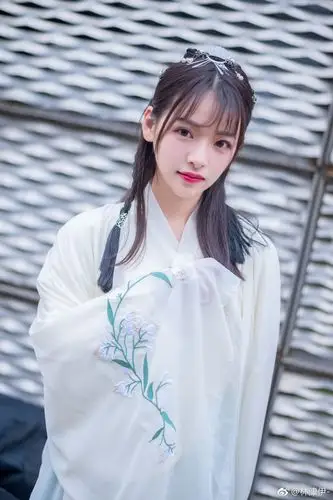 #林津伊[超话]##cp23# 第一天的返