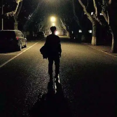 个性情侣图片背影头像霸气