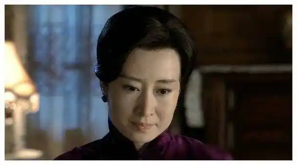 刘敏涛揭秘《伪装者》拍摄,与靳东真实演技互动,姐弟情深_表演_角色