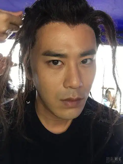 陈亦飞首挑古装剧大旗