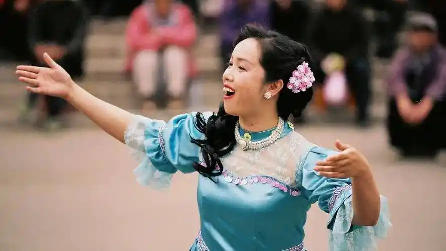 《立春》蒋雯丽为艺术大胆献身,被低估的"文艺片",真实又绝望_北京_黄