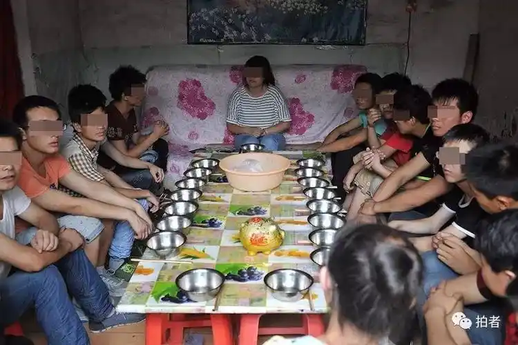 本毕业深陷传销窝点是大学让人变傻还是大学不值一读图图震撼