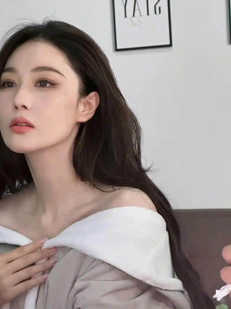 张馨予身材和脸蛋都好美啊