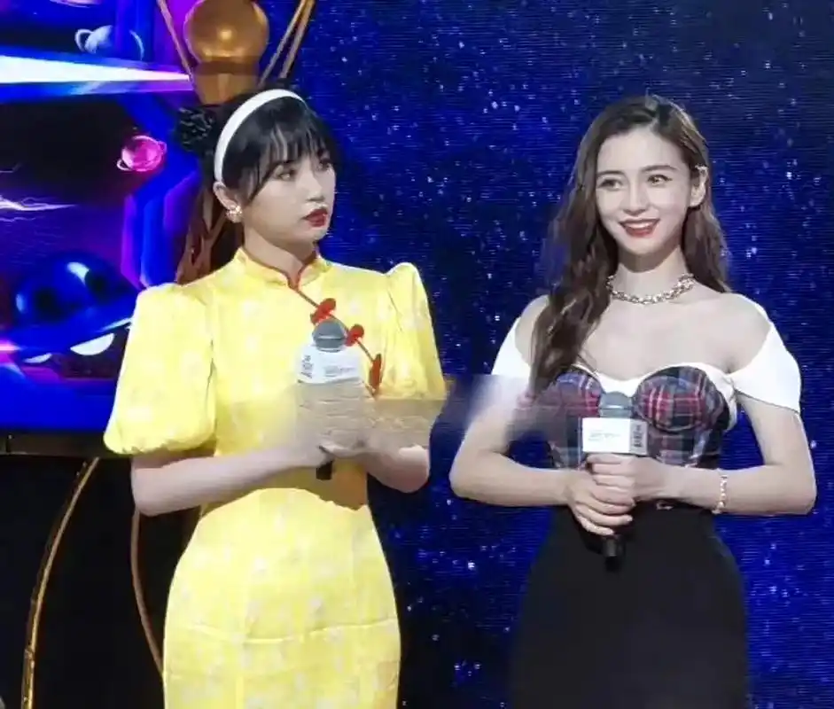 虞书欣angelababy早期同框合照