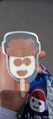 一块钱的小雪人雪糕小时候的记忆