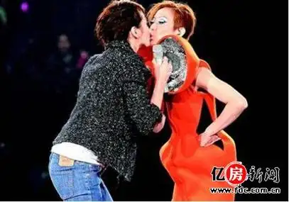 何韵诗容祖儿暧昧照大起底